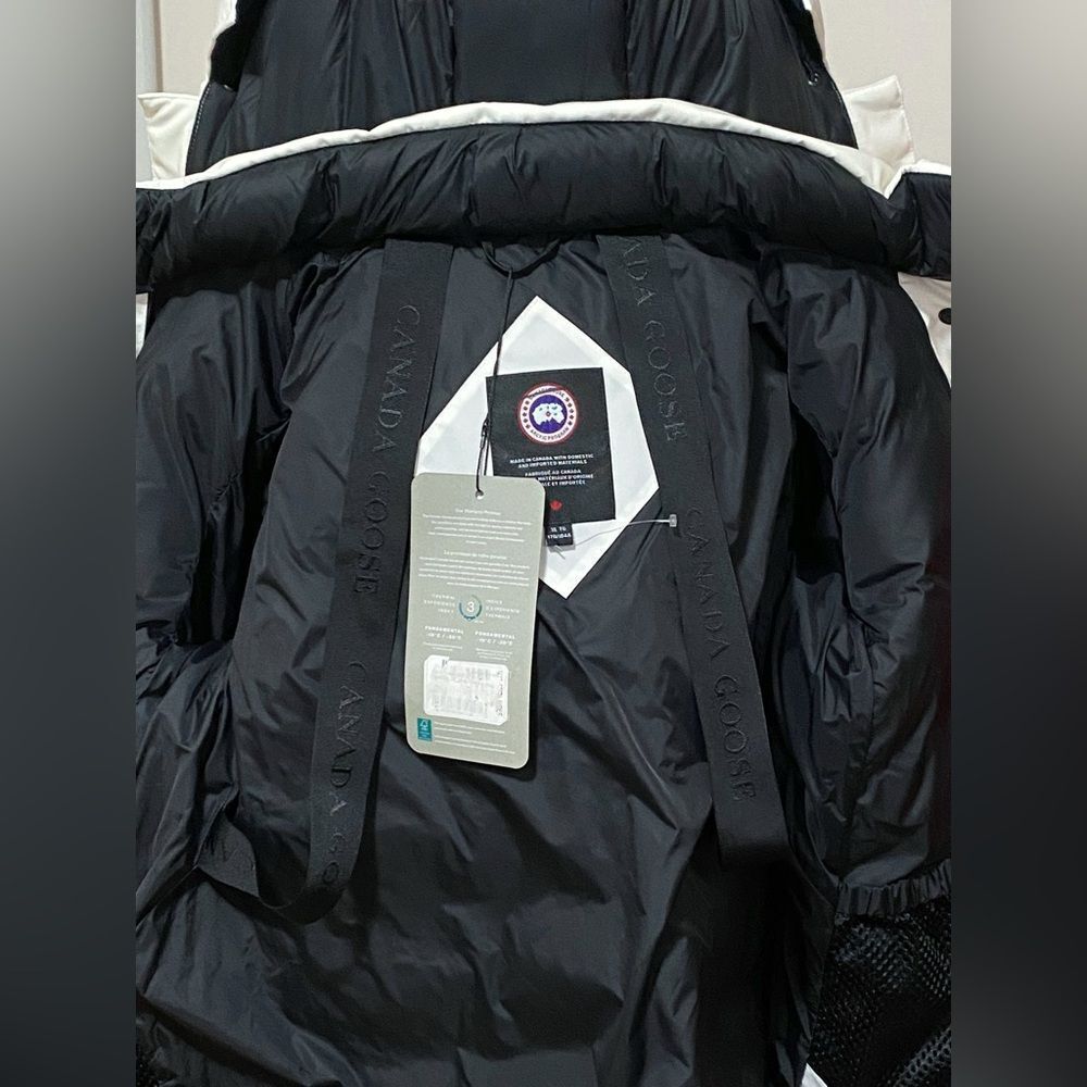 Canada Goose Lyndale Parka Black Label size XL - Picture 12 of 16